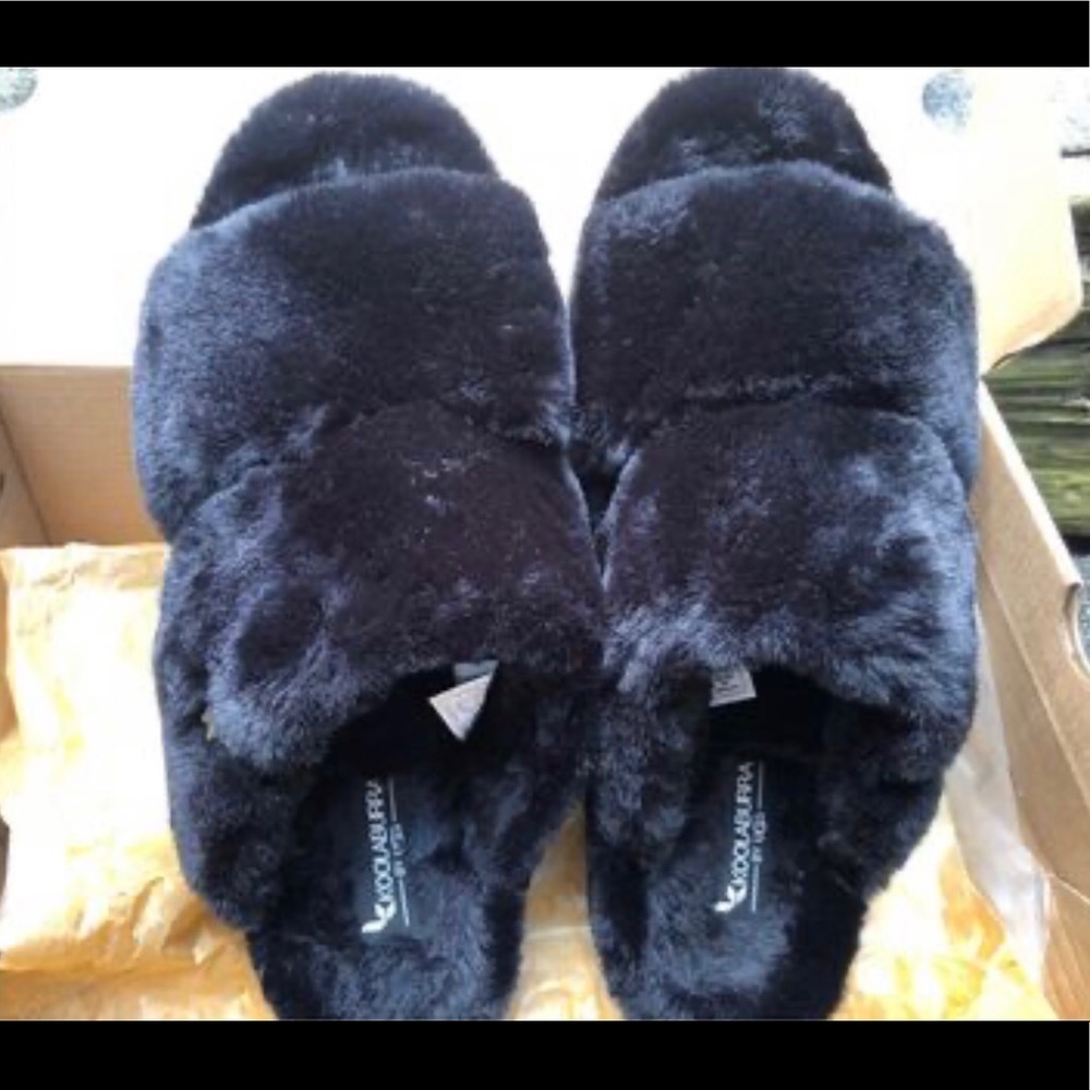 Black Batya Koolaburra Slippers, new in box, size 9